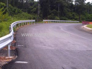 guard rail ที่ตำบลช่องเม็ก อำเภอสิรินธร จังหวัดอุบลราชธานี
