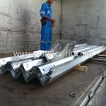 การ์ดเรล ถนน ส่งไปสาธารณรัฐประชาธิปไตยประชาชนลาว