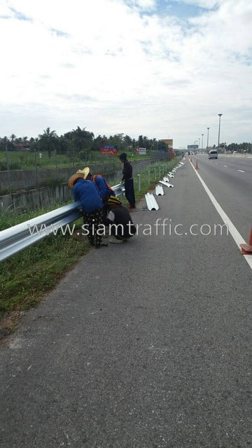 guard rail ทางหลวงพิเศษหมายเลข 7 ตอน หนองขาม - พัทยา ระหว่าง กม.110+000 – กม.114+000