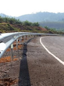 w beam guardrail CLASS I TYPE II ปริมาณงาน 708 เมตร แขวงทางหลวงตราด