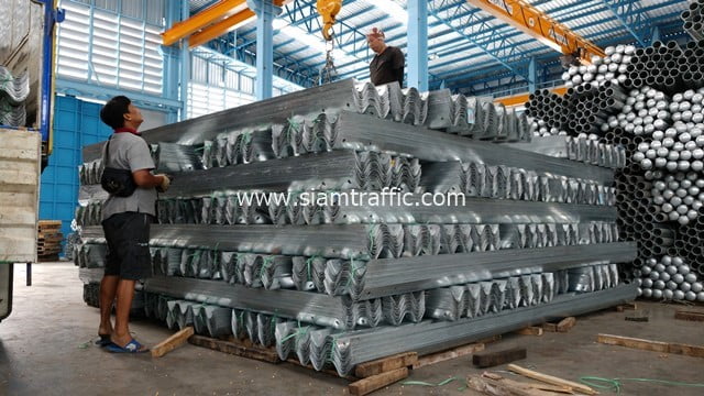 Guard rail มอก. 248-2531 ส่งไปที่อำเภอโคกสำโรง จังหวัดลพบุรี