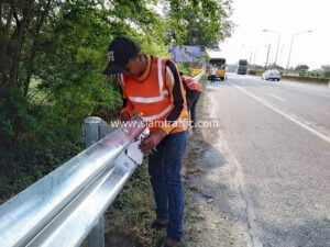 ราวกันอันตราย DWG.NO.RS-603-606 ติดตั้งที่ทางหลวงหมายเลข 305 จังหวัดนครนายก ปริมาณงาน 1,136 เมตร