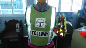 เสื้อกั๊กตาข่ายจราจร สีเขียว ติดแถบข้อความสะท้อนแสง และโลโก้ TOLLWAY
